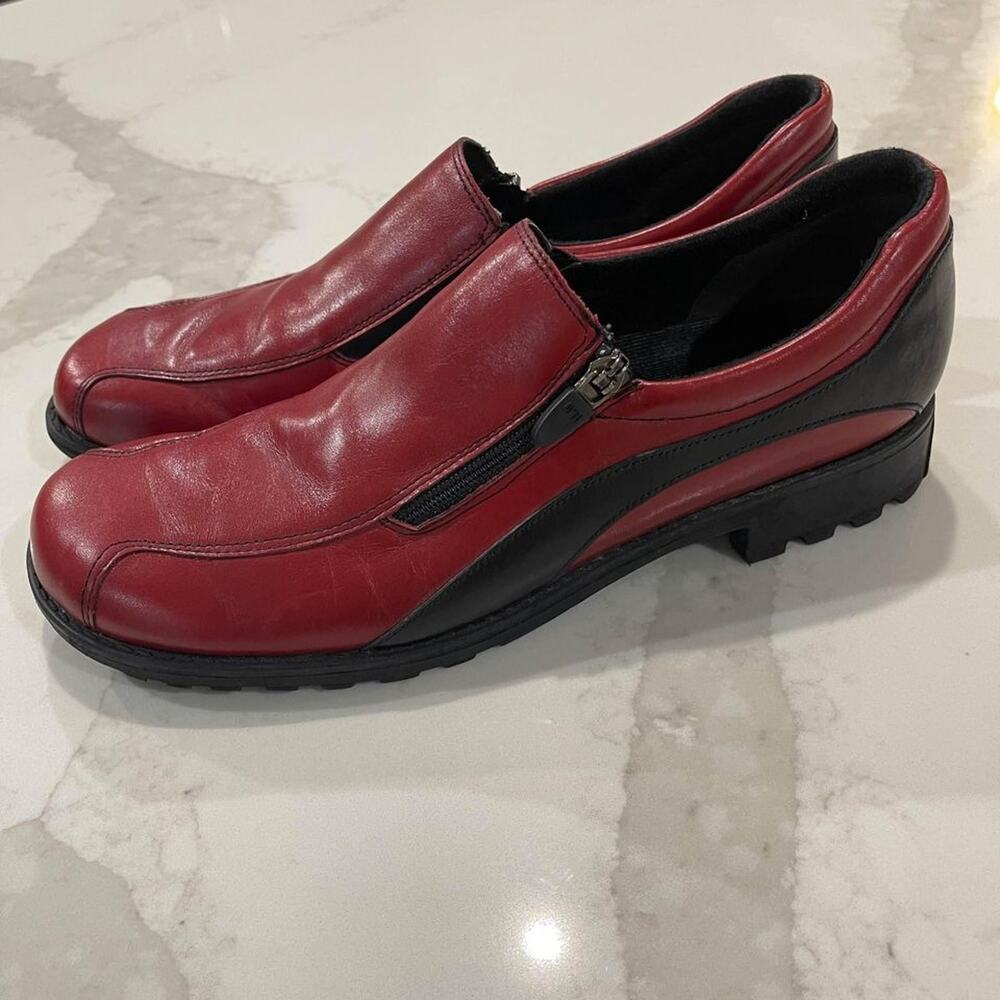 Munro Zip Close Leather Red and Black Shoes  Women's 10 SS (Narrow)